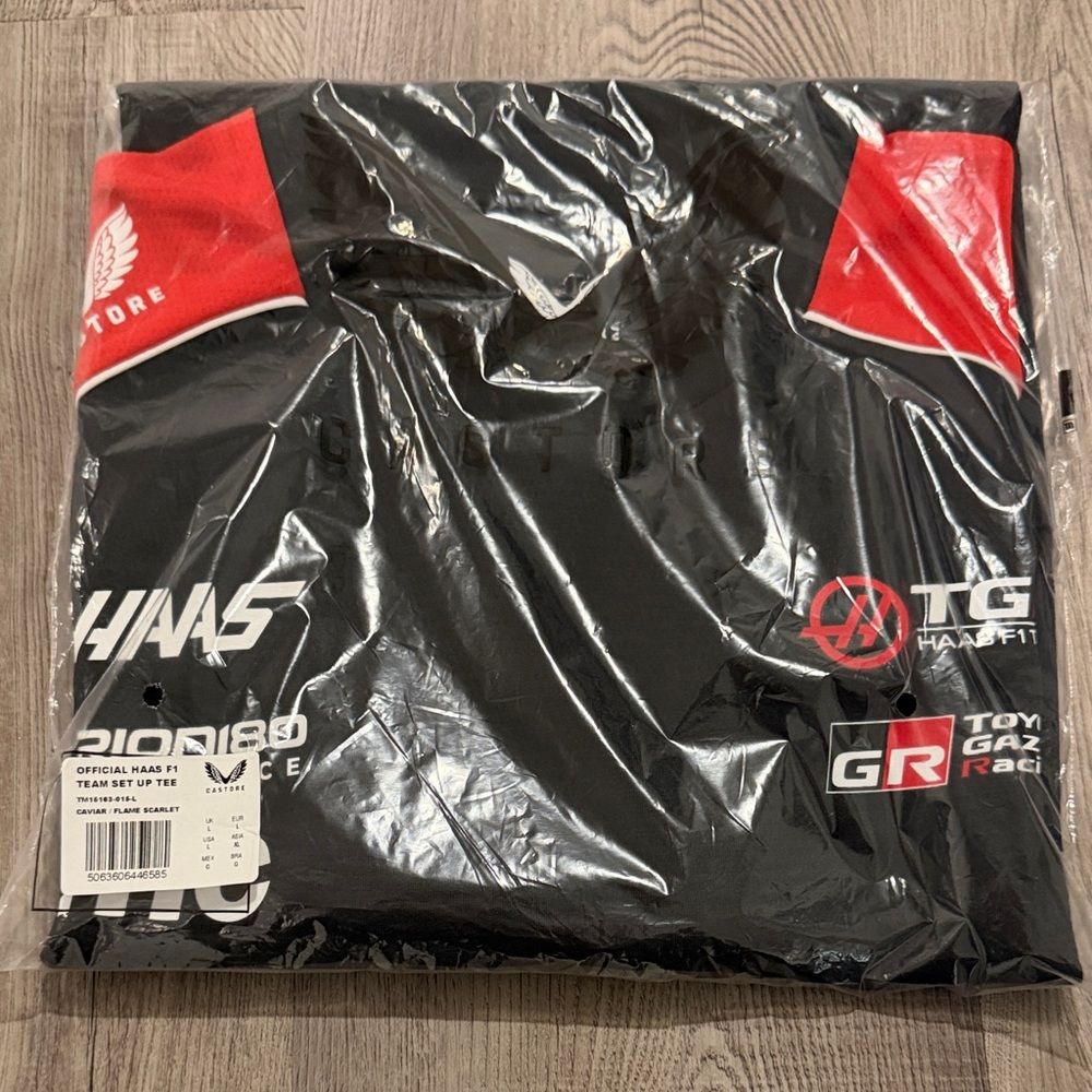 Haas 2026 Official Team Men’s Driver T-Shirt - Picture 6 of 6